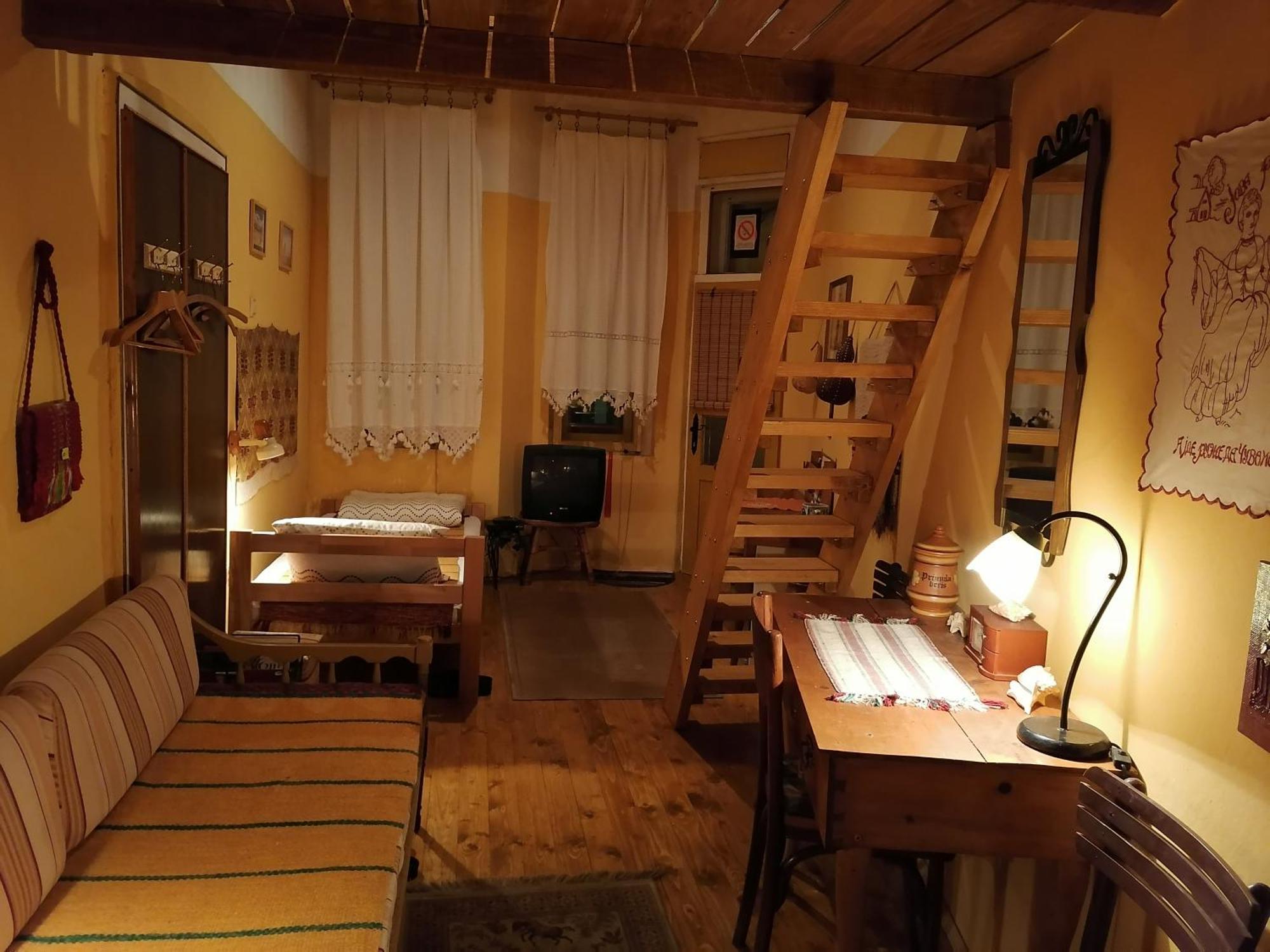 Hotel Base For Adventurers - Urban Guerrilla Negotin Camera foto