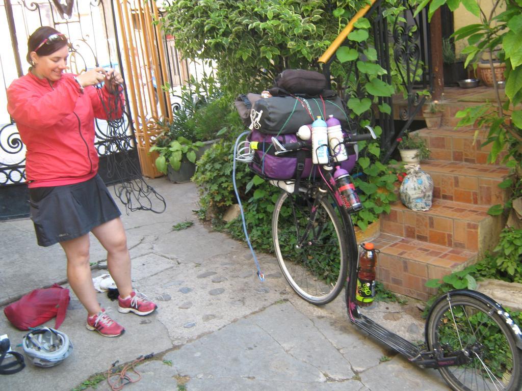 Hotel Base For Adventurers - Urban Guerrilla Negotin Esterno foto