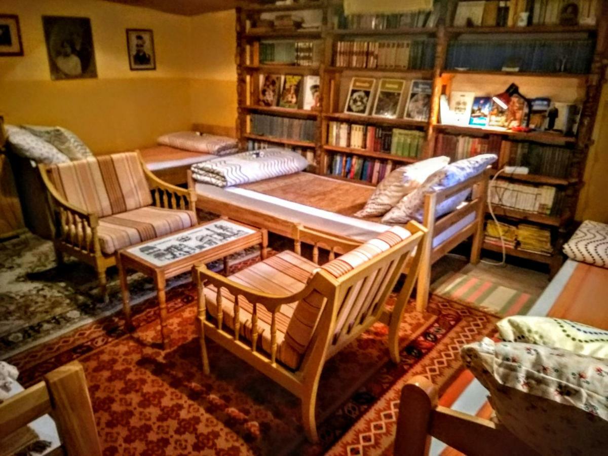 Hotel Base For Adventurers - Urban Guerrilla Negotin Esterno foto